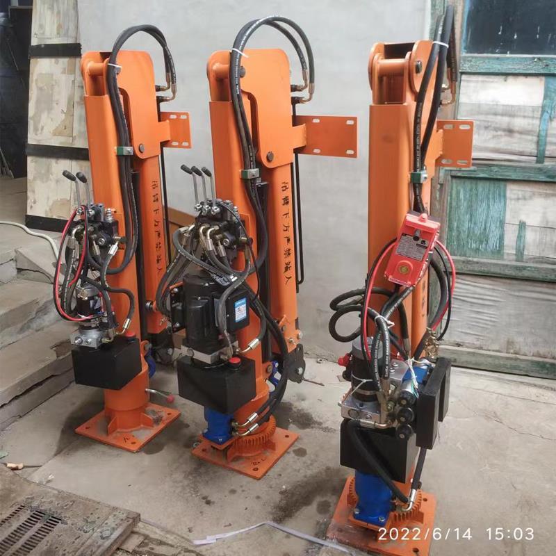 岳阳县重汽蓝牌随车吊 3.2吨 国六动力强 液压驱动 农用自卸起重机